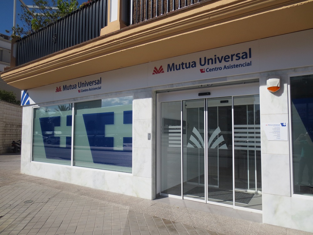 Mutua Universal invierte cerca de 700.000 euros en un nuevo centro asistencial en Granada Mutua Universal invierte cerca de 700.000 euros en un nuevo centro asistencial en Granada
