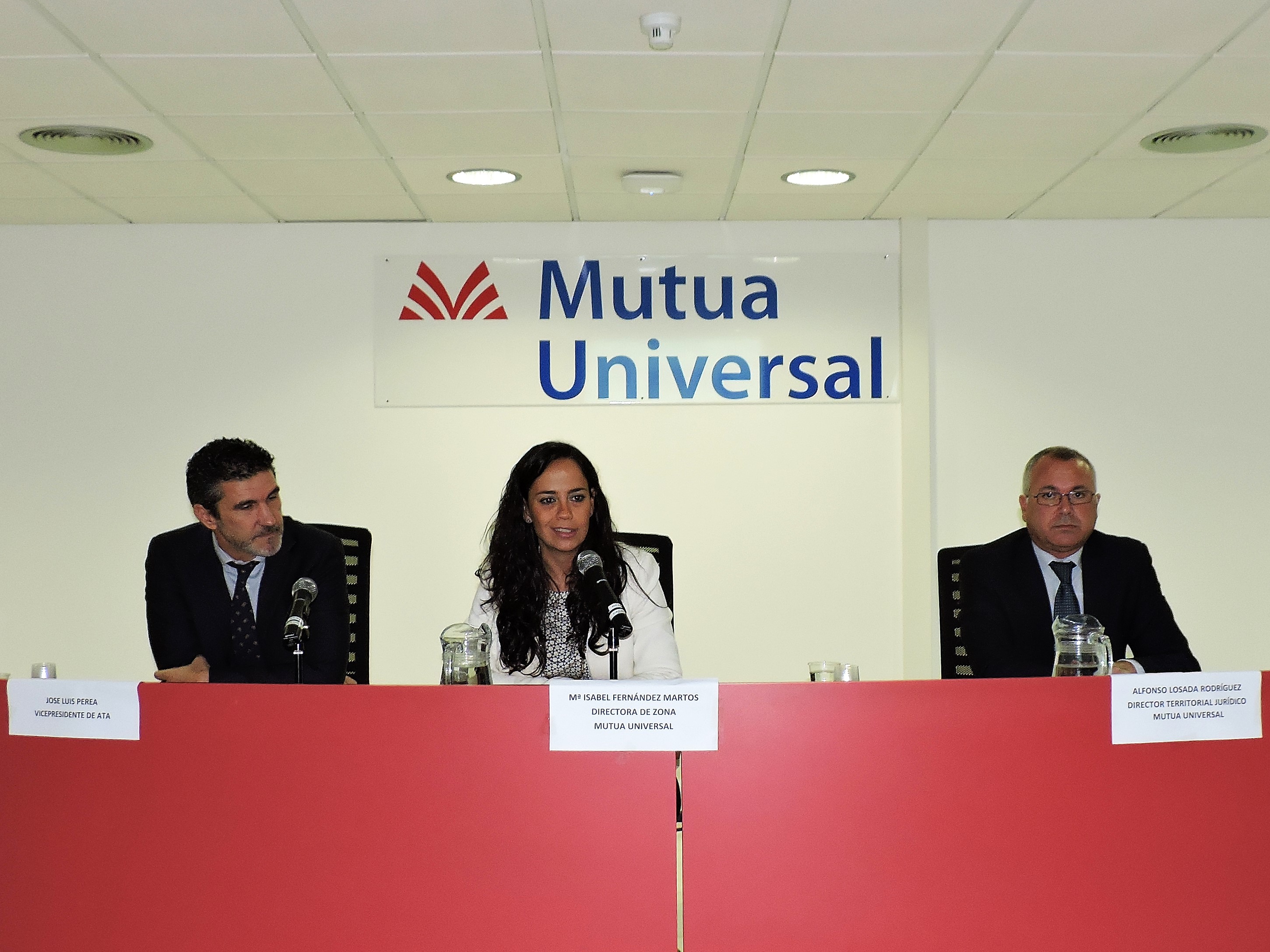 Mutua Universal y la Federación Nacional de Autónomos-ATA explican la nueva Ley del Autónomo en Sevilla Mutua Universal y la Federación Nacional de Autónomos-ATA explican la nueva Ley del Autónomo en Sevilla
