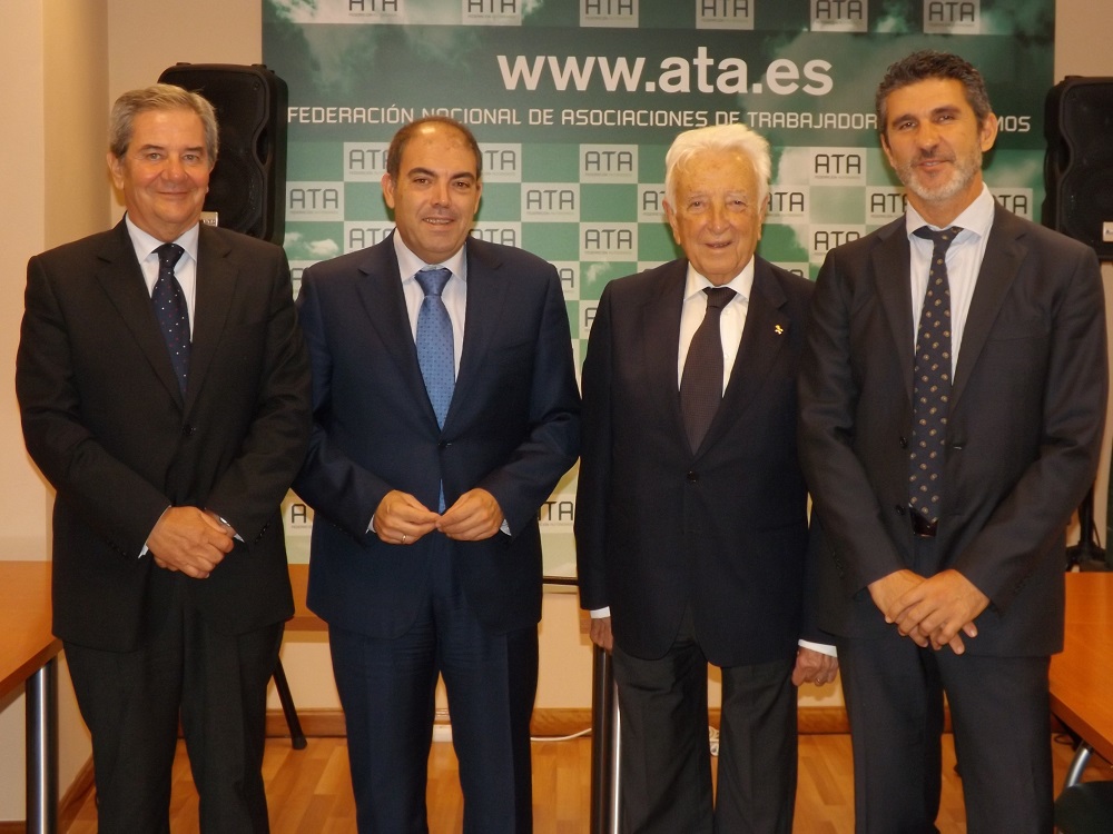 Mutua Universal e ATA apostan pola saúde laboral dos autónomos Mutua Universal e ATA apostan pola saúde laboral dos autónomos