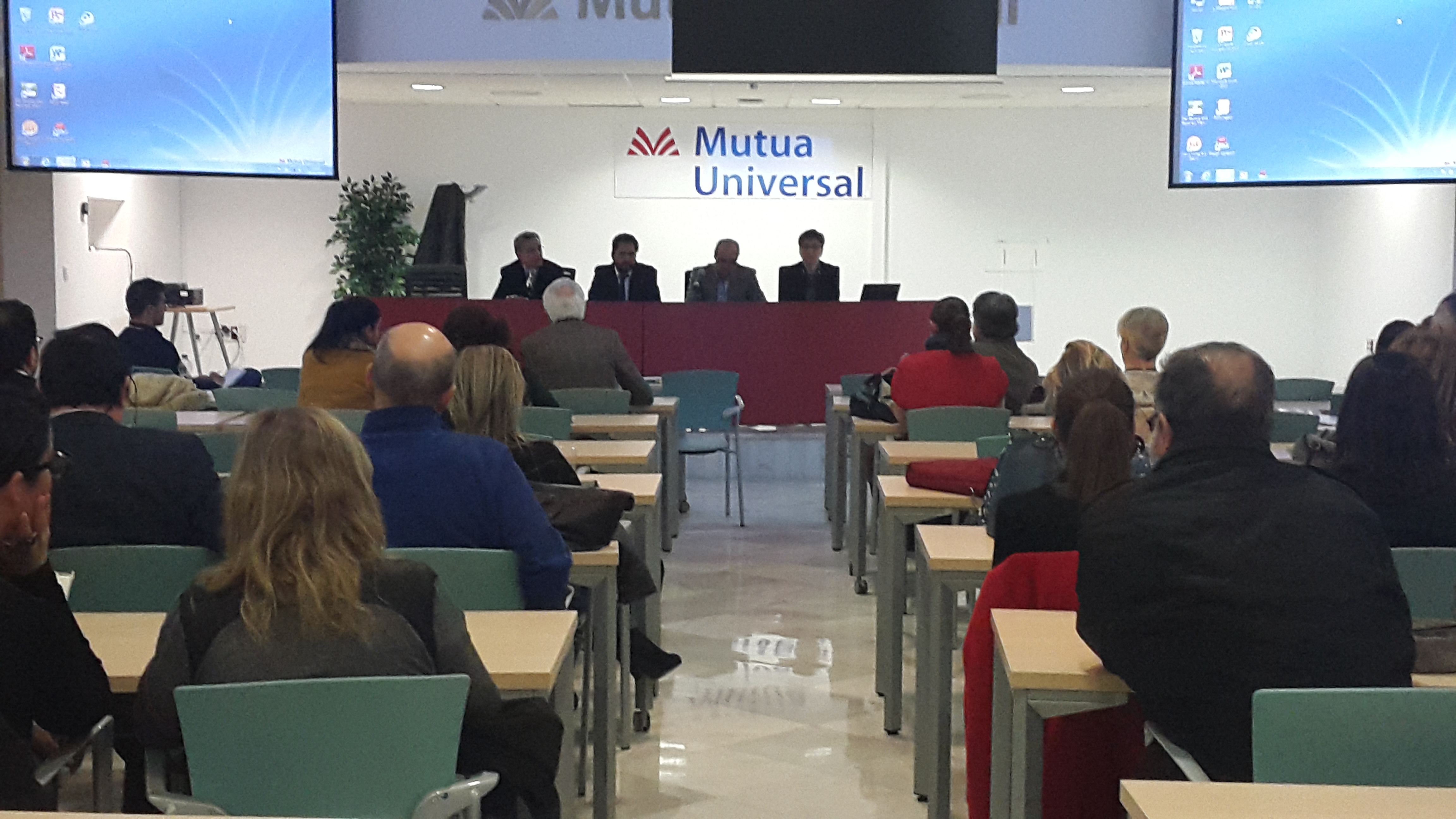 Mutua Universal Sevilla acoge la XI Reunión Científica y X Encuentro de Tutores de la Unidad Docente Multiprofesional de Salud Laboral organizados Mutua Universal Sevilla acoge la XI Reunión Científica y X Encuentro de Tutores de la Unidad Docente Multiprofesional de Salud Laboral organizados
